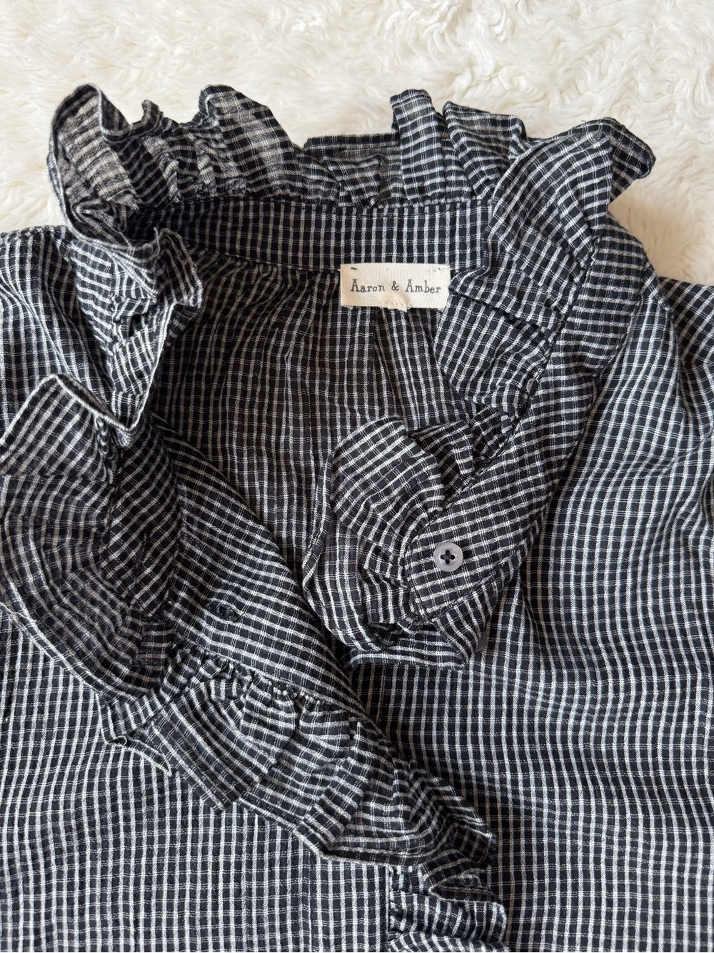Aaron & Amber Black Light Cotton Gingham Victorian Ruffle Button Down Top LARGE - Picture 3 of 8